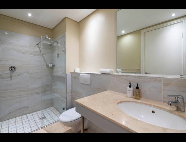 2 BEDROOM APARTMENT FOR SALE IN WATERFRONT
